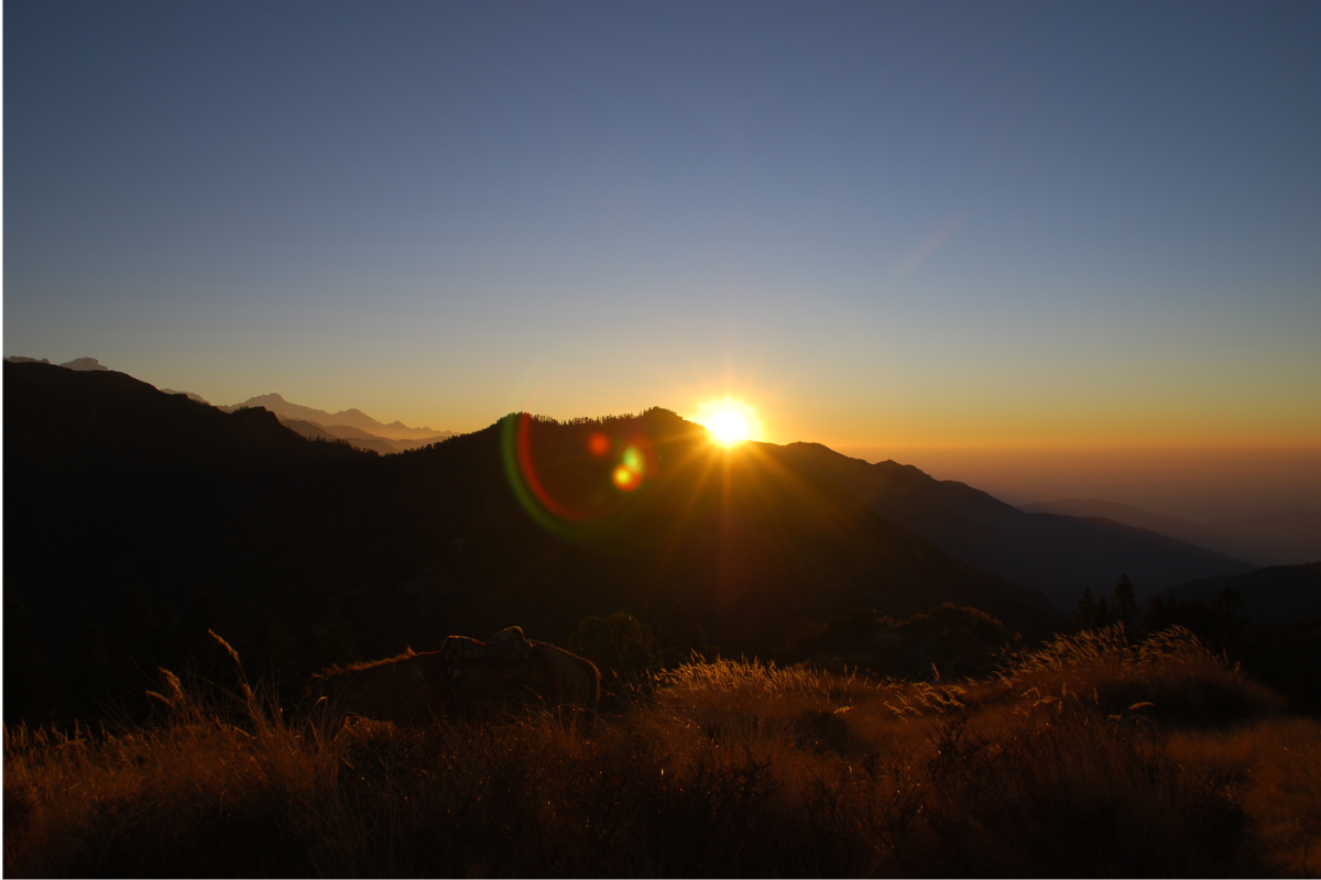 Napfelkelte a Poon hegyről Nepálban