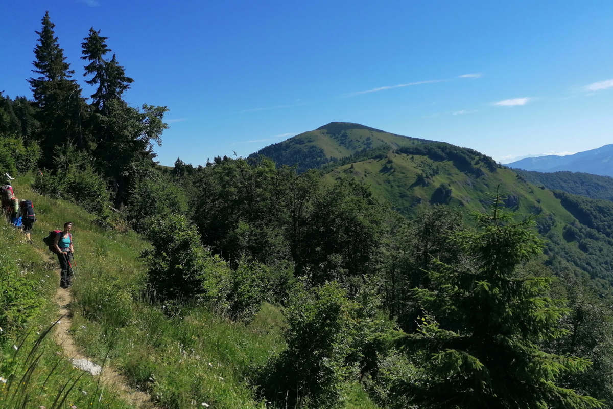 Egynapos gyalogtúra a szlovákiai Nagy-Fátra keleti részén a Rakitov-hegyen Egynapos gyalogtúra a szlovákiai Nagy-Fátra keleti részén a Rakitov-hegyen
