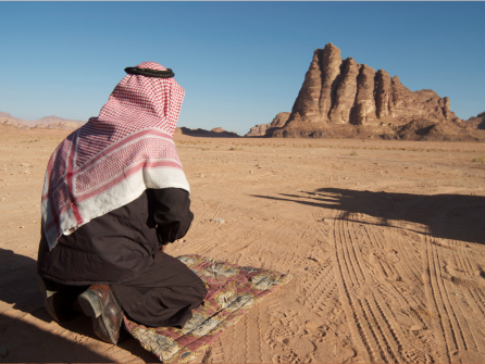 Jordánia: A legsósabb tengertől, kanyonokon át a sivatagig Jordánia: A legsósabb tengertől, kanyonokon át a sivatagig